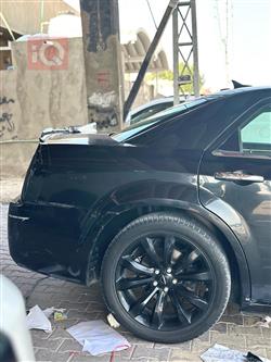 کرایسلەر 300